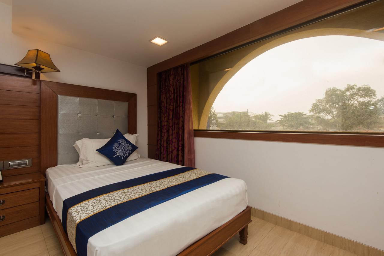 โกลเดน แชเรียต วไส - โฮเต็ล แอนด์ สปา Hotel วาเซ ภายนอก รูปภาพ