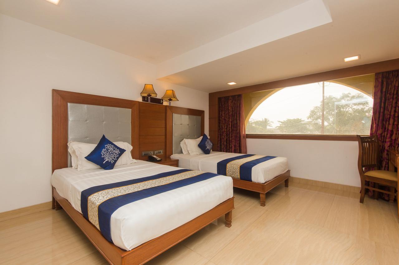 โกลเดน แชเรียต วไส - โฮเต็ล แอนด์ สปา Hotel วาเซ ภายนอก รูปภาพ