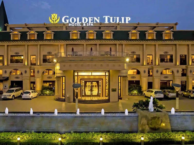 โกลเดน แชเรียต วไส - โฮเต็ล แอนด์ สปา Hotel วาเซ ภายนอก รูปภาพ