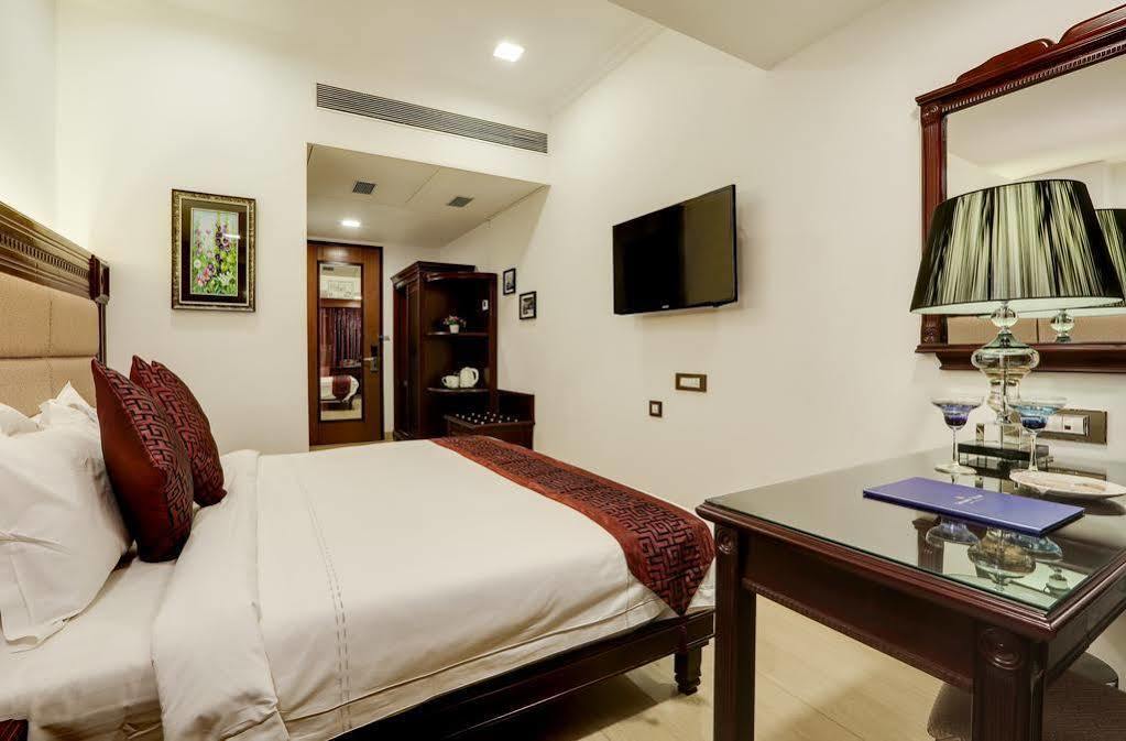 โกลเดน แชเรียต วไส - โฮเต็ล แอนด์ สปา Hotel วาเซ ภายนอก รูปภาพ