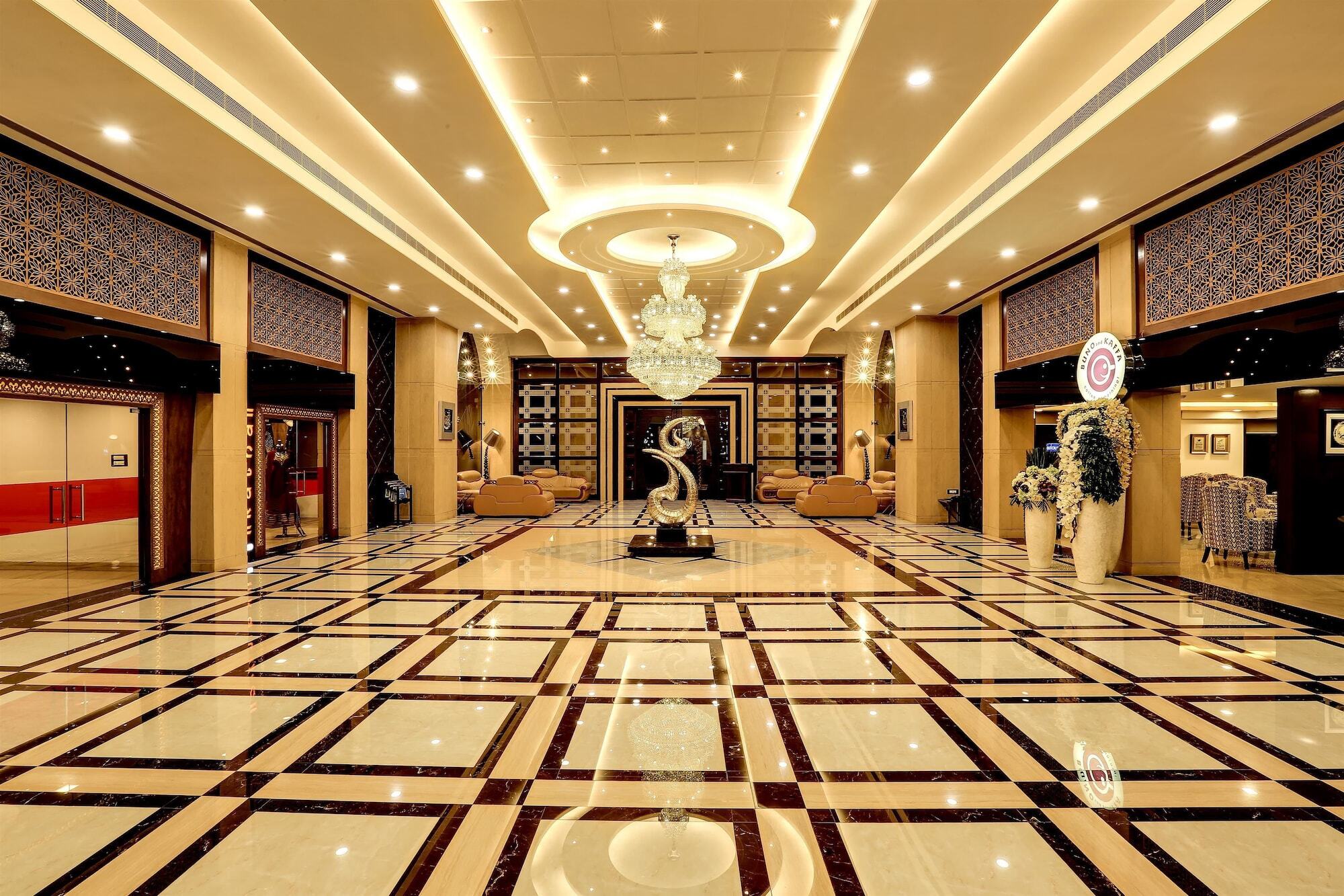 โกลเดน แชเรียต วไส - โฮเต็ล แอนด์ สปา Hotel วาเซ ภายนอก รูปภาพ
